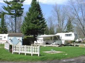Jell E Bean Campground And Trailers Hotel Wasaga Beach Exterior foto